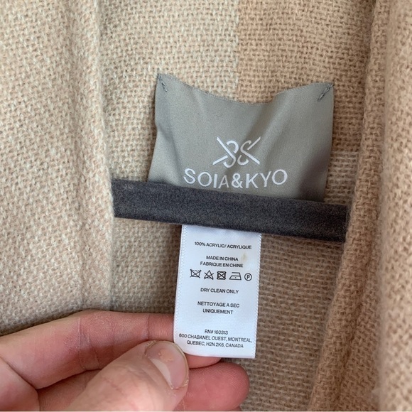 Soia & Kyo Fringe Colorblock  Scarfigan - Picture 6 of 8